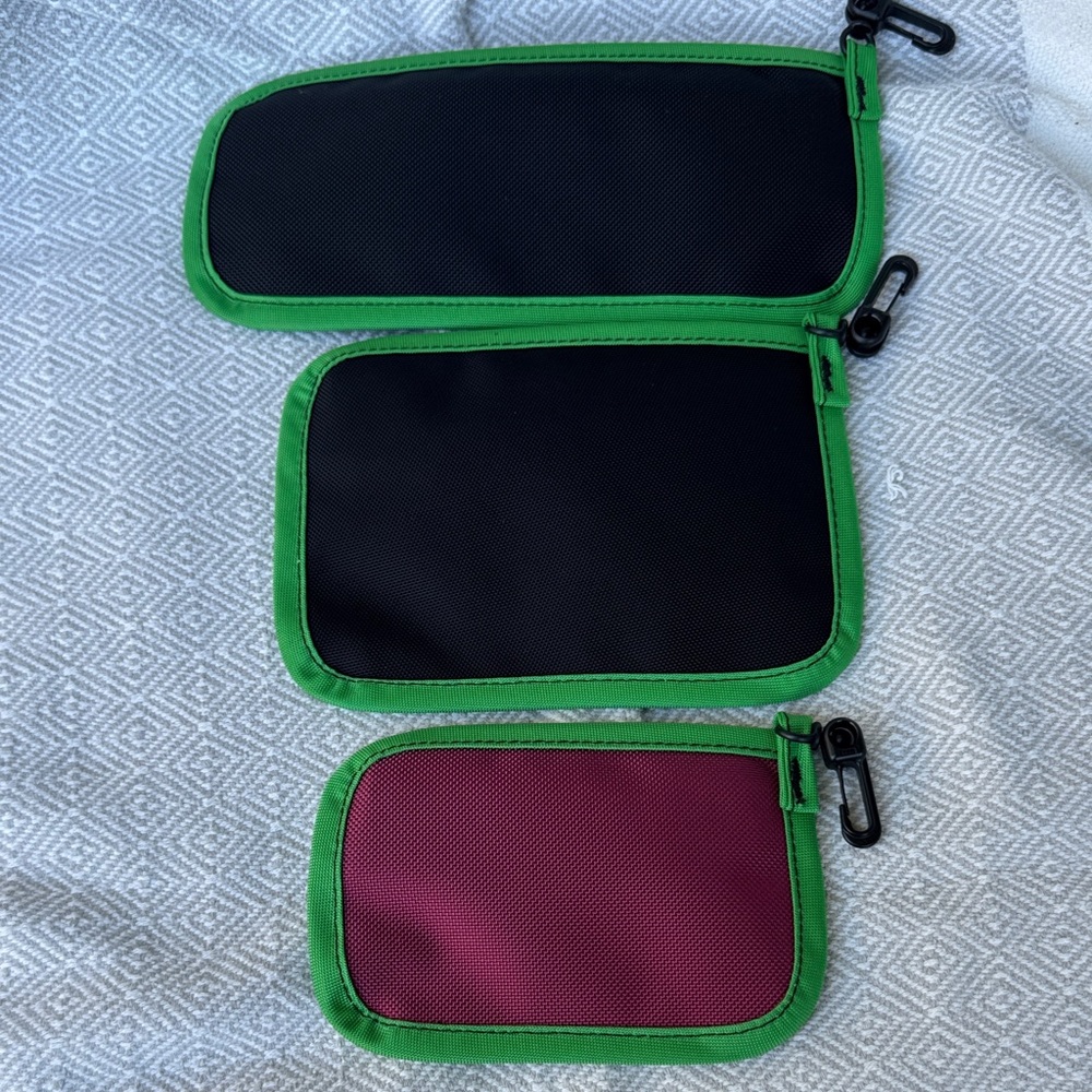 Tom Bihn Mystery Clear Pouches with Green Trim (Set of 3) - Picture 2 of 3